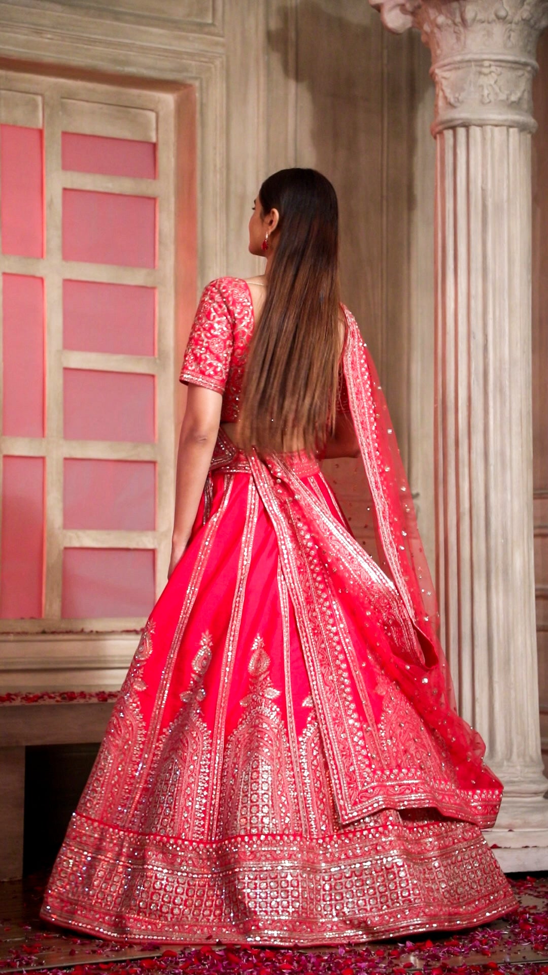 Buy Red Dupatta Net V Neck Embellished Bridal Lehenga Set For Women by  Seema Gujral Online at Aza Fashions.