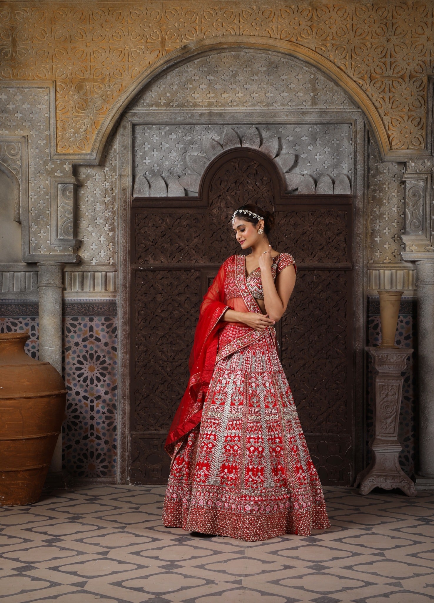 Red Designer Pakistani Mermaid bridal lehenga with Embroidery and pearls  work | eBay