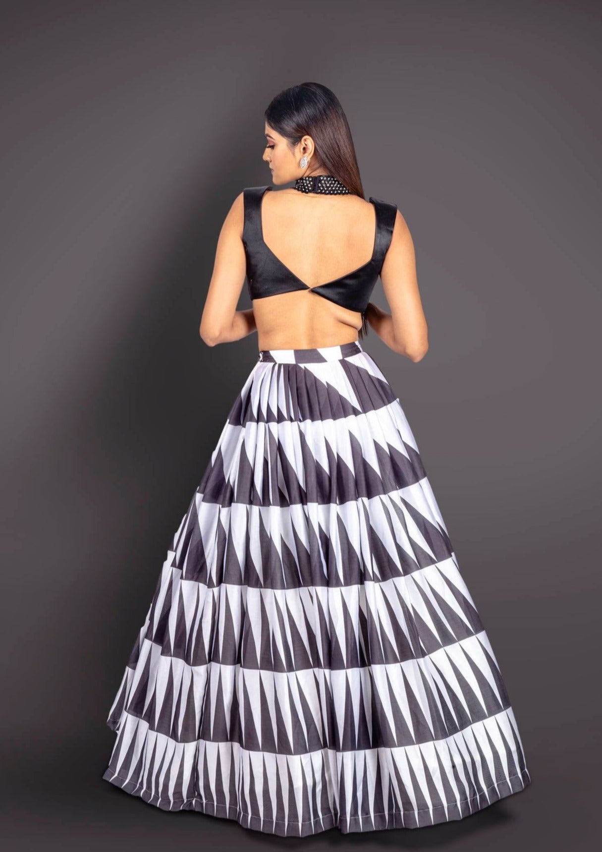 Ivory & Black Lehenga Set – Basanti Kapde aur Koffee